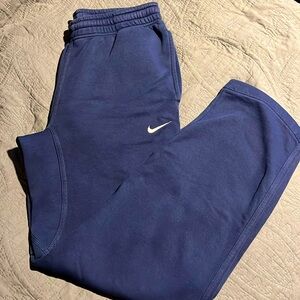 men's Navy blue sweatpants. Standard fit, size MED